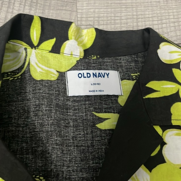 ✨Print button down✨ - Picture 4 of 6